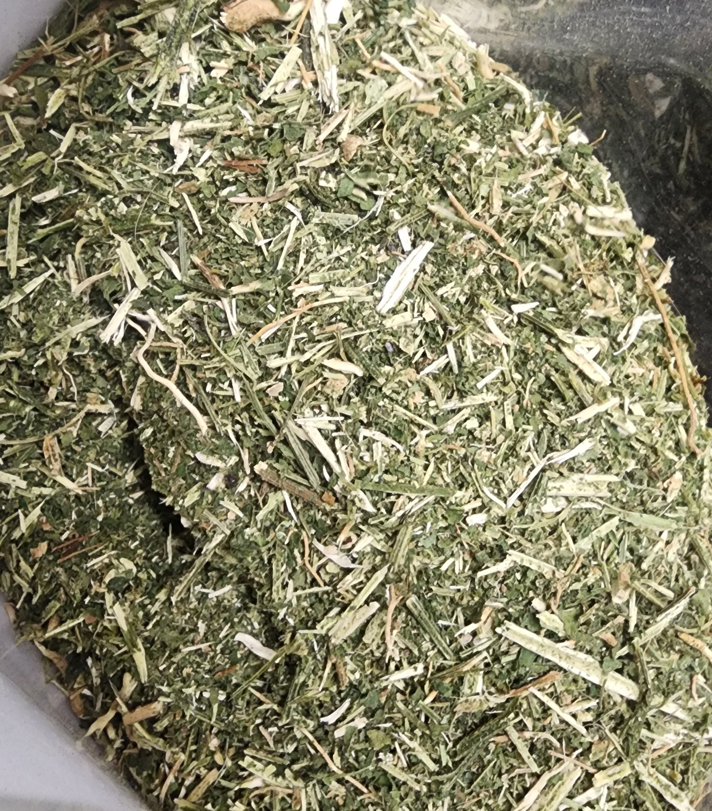 DOG BLOOD HERBS